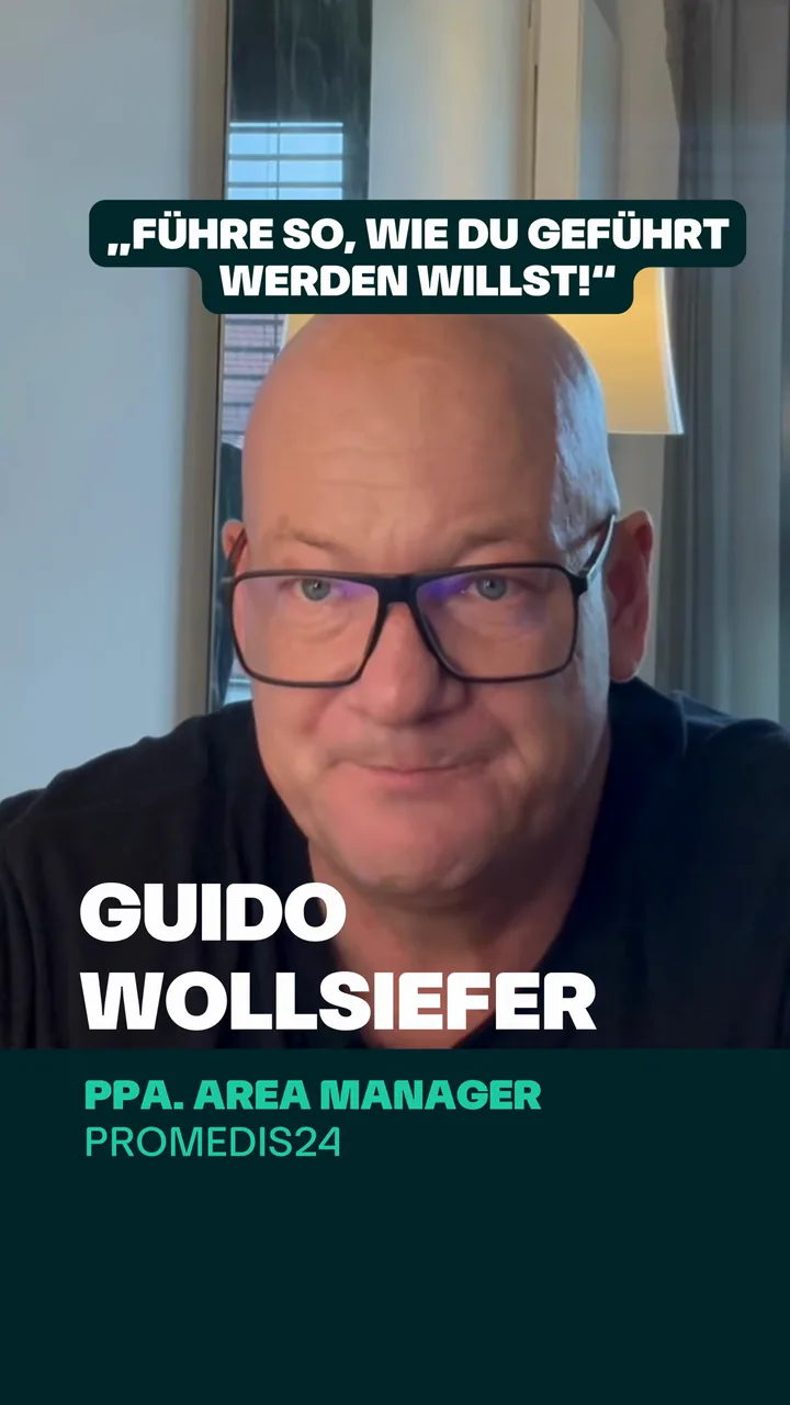 Titelkarte des Podcasts mit Guido Wollsiefer, Area Manager, vor einem Fenster, Zitat im Bild